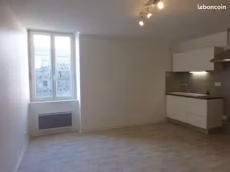 beau t3 premier etage