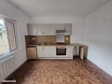 maison 3 pièces - 82m² - avec parking