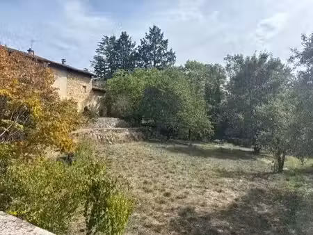 location appartement 5 pièces 152.06 m² à ceyzériat (01250)  980 €