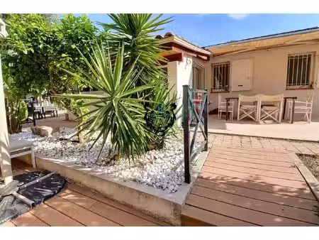 maison de plain pied - piscine - 3 chambres