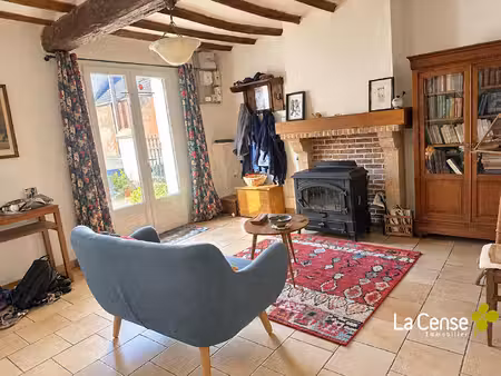 rumegies - maison ancienne batie sur 1870m²