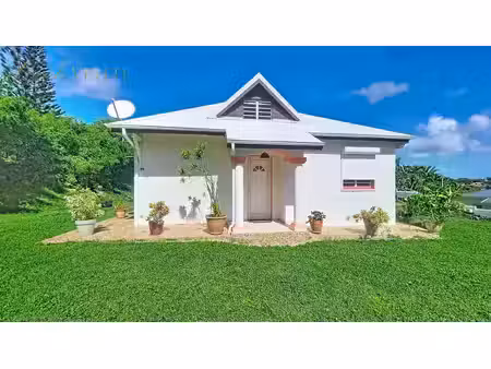 à vendre – sainte-anne gissac – élégante villa 5 pièces  plain-pied  terrasse (971)