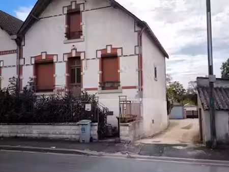 vente maison 4 pièces 69 m² à vierzon (18100)  80 000 €