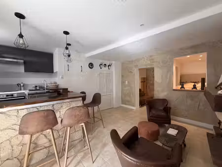 peille : grand studio avec terrasse