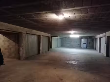 garage sécurisé à louer secteur hôpital