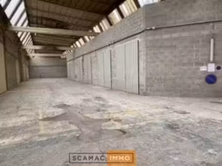 vente entrepôt 144m²