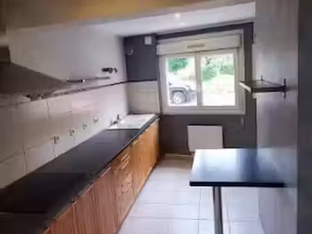 location maison 3 pièces 70 m² à grisolles (82170)  702 €