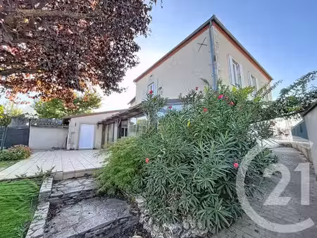maison à vendre - 5 pièces - 176 37 m2 - escurolles - 03 - auvergne