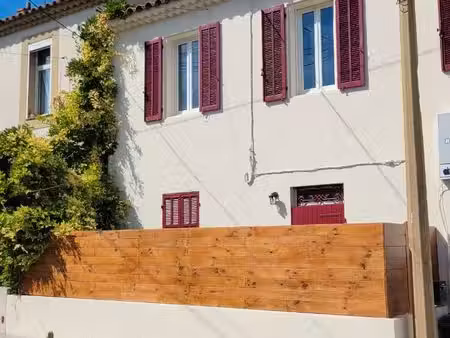 maison de village entièrement rénovée – 80 m² – 3 chambres – terrasse 12 m² – dpe b