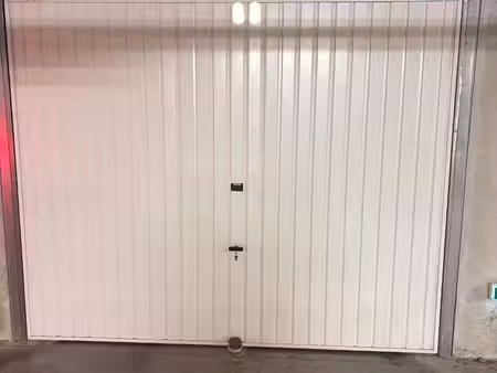 vente garage fermé et sécurisé