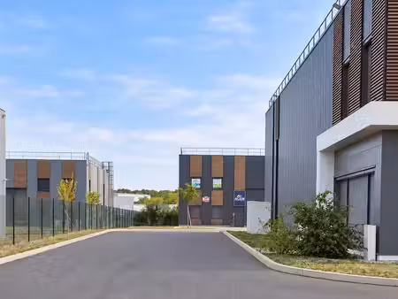 local d'activité à louer – 348 m² – villefranche-sur-saône