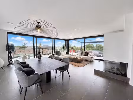 exclusief penthouse met weids zicht over ronse