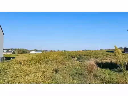 laatste bouwgrond voor open bebouwing met mooi zicht acht...