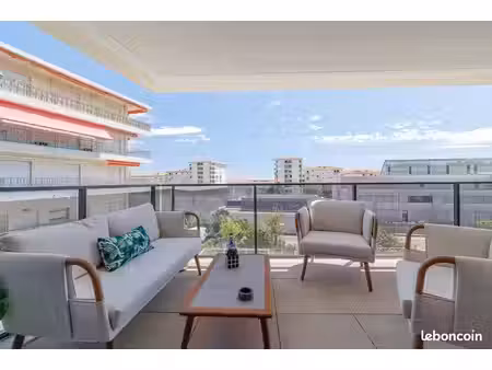 2 pieces - 43m - juan les pins 06160