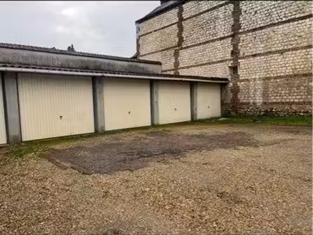 garage à louer