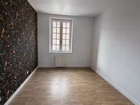 appartement la chapelle d'andaine - 1 ch - 370e