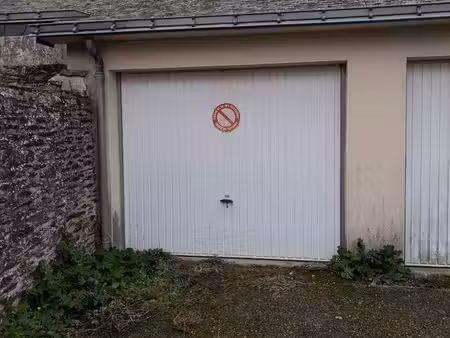 parking/box 1 pièce 29 m²