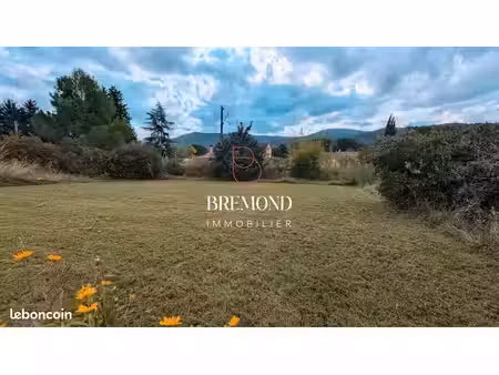 terrain 500 m² gonfaron