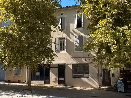 loue local professionnel ou commercial hyper centre chateaurenard