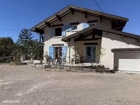 maison 5 pièces 150 m²