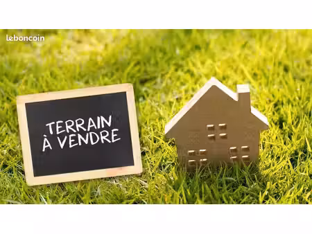 terrain 728 m² le bocasse