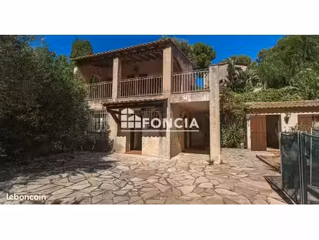 villa avec deux studios indépendants  piscine et jardin  plage verne