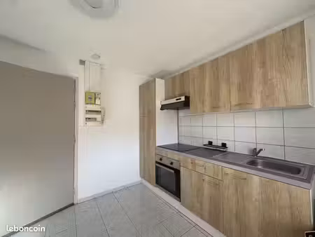 studio 1 pièce 23 m²