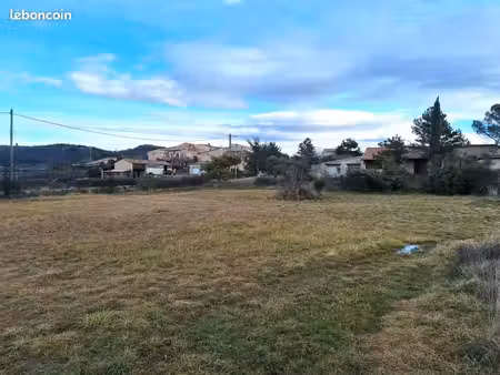 terrain 1 081 m² chateauneuf val saint donat
