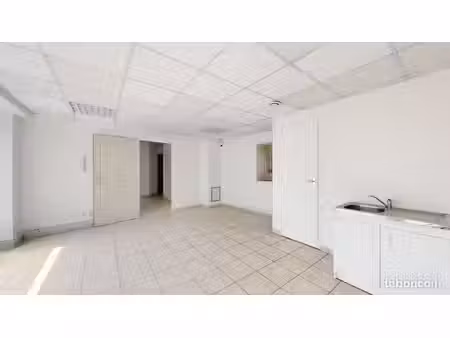 local commercial 53 m² bavilliers