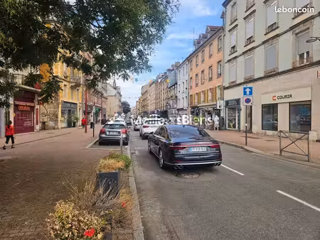 bail commercial boutique 72m2