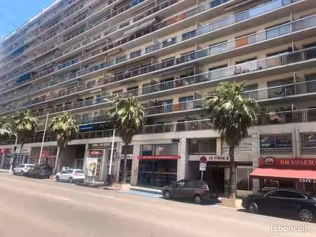 toulon centre – bureaux 230 m² – accès pmr
