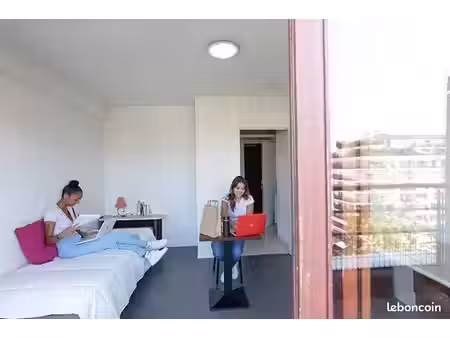 studio 1 pièce 18 m²