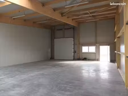 local d'activite 144 m² saint leonard