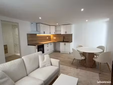 les vans t2 entièrement rénové d'environ 40 m2 90 000