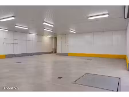 local d’activité 200 m² – morangis – a6 à 1 km