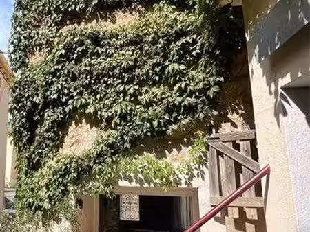 maison de village xviiie en pierres – entièrement rénovée et meublée
