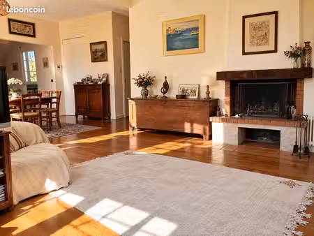 maison 8 pièces 200 m²