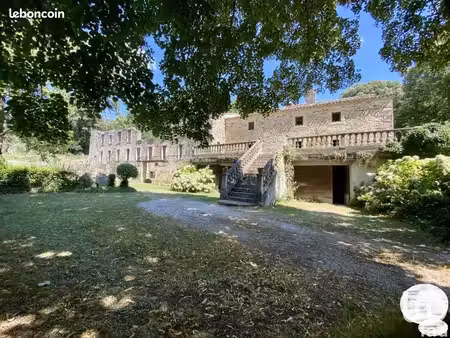 ancienne manufacrure en bord de riviére – 420 m² sur 8 000 m