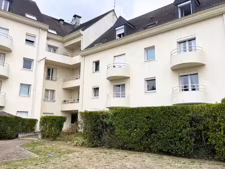 appartement type 3 avec balcon et parking