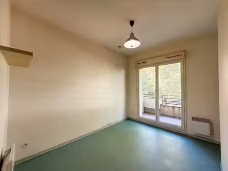 rouffiac-tolosan  appartement t1 bis de 30 20 m²
