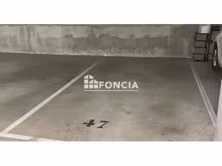 à vendre – place de parking sécurisée en sous-sol – cœur de ville