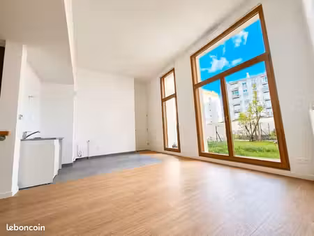 duplex 3p - jardin - parking - proche métro