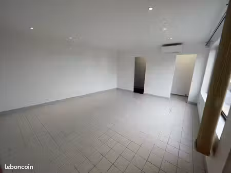 local commercial à louer