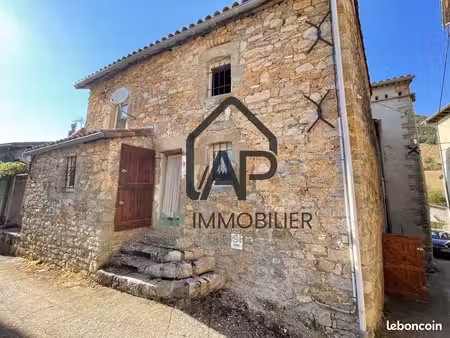 saint geniez de bertrand - maison de village t2 - 71 74 m²