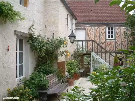 loue studio meublé