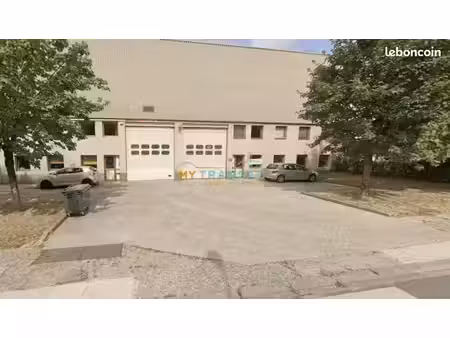 local d'activité 542 m²