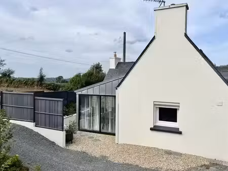 maison rénovée à 15 minutes de morlaix (29600) et de la mer.