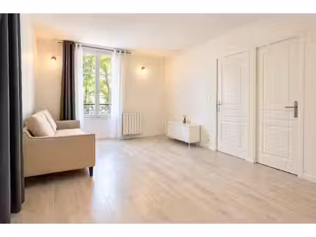 alfortville centre – 2 pièces traversant de 37 m² – charme