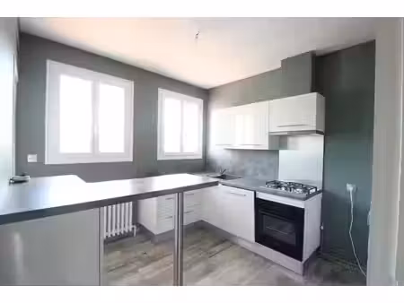ref 13531 - bel f4 situe 30 bd de la republique