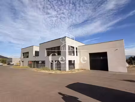 à louer — ensemble immobilier haut de gamme